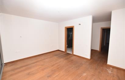 Parkone Sitesi'nde Doğa Manzaralı Satılık Çatı Dubleks