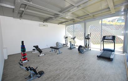 Parkone Sitesi'nde Doğa Manzaralı Satılık Çatı Dubleks