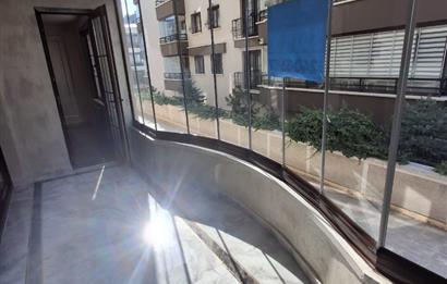 Çukurambar'da Tamamen Yenilenmiş, Sıfır Ayarında Lüks 3+1 Daire