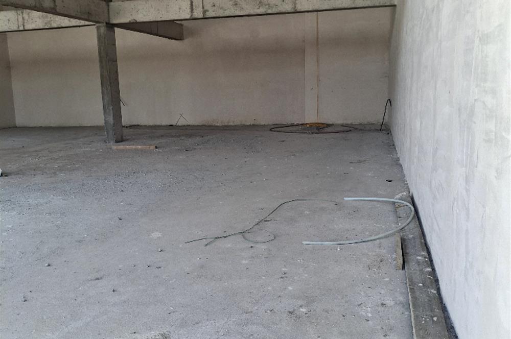 ANKARA GÖKSU FSM BULVARI ÜZERNDE,YÜKSEK POTANSİYELLİ KÖŞE DÜKKAN