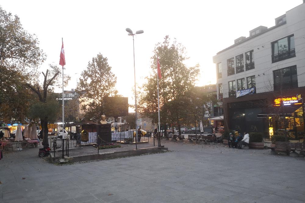 SERTAÇ MAZI'DAN KEMERBURGAZ MEYDANDA TABELA DEĞERİ YÜKSEK DÜKKAN