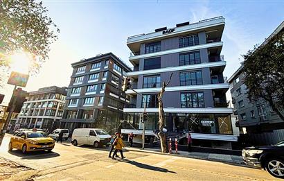 KOŞUYOLU ALTUNİZADE HATTINDA, PRESTİJLİ KONUMDA 3+1 SATILIK