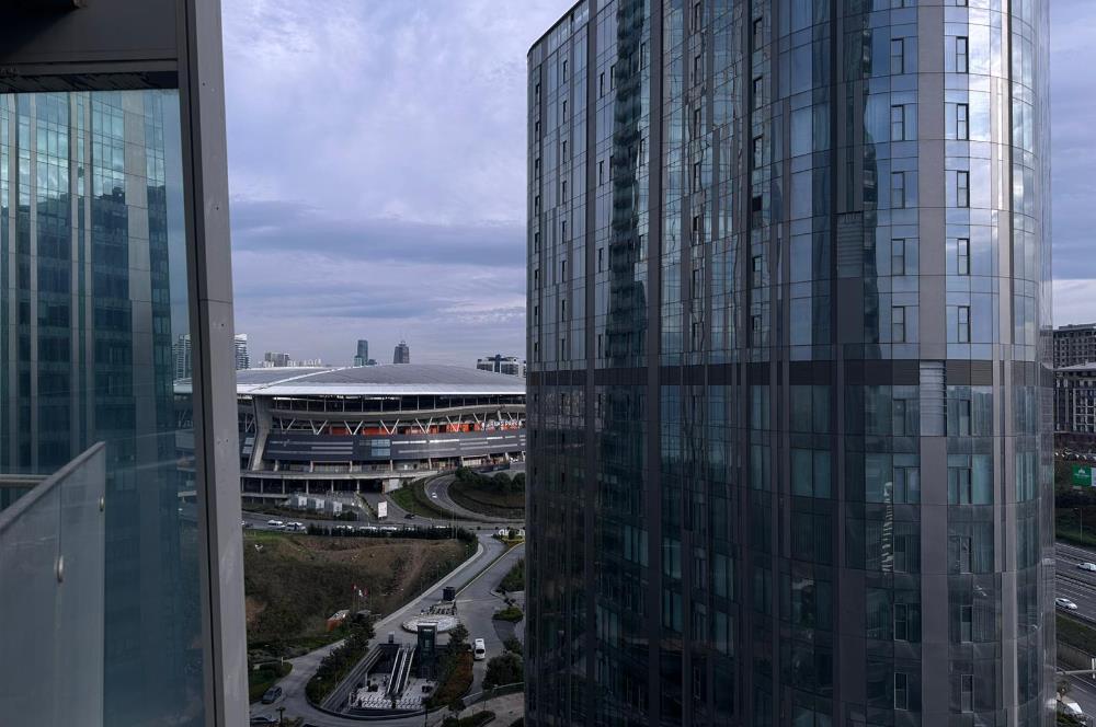 Skyland'da Özel Dekorasyonlu, Eşyalı 2+1 Satılık Daire