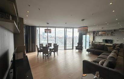 Skyland'da Özel Dekorasyonlu, Eşyalı 2+1 Satılık Daire