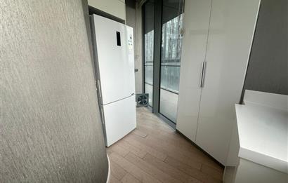 Skyland'da Özel Dekorasyonlu, Eşyalı 2+1 Satılık Daire