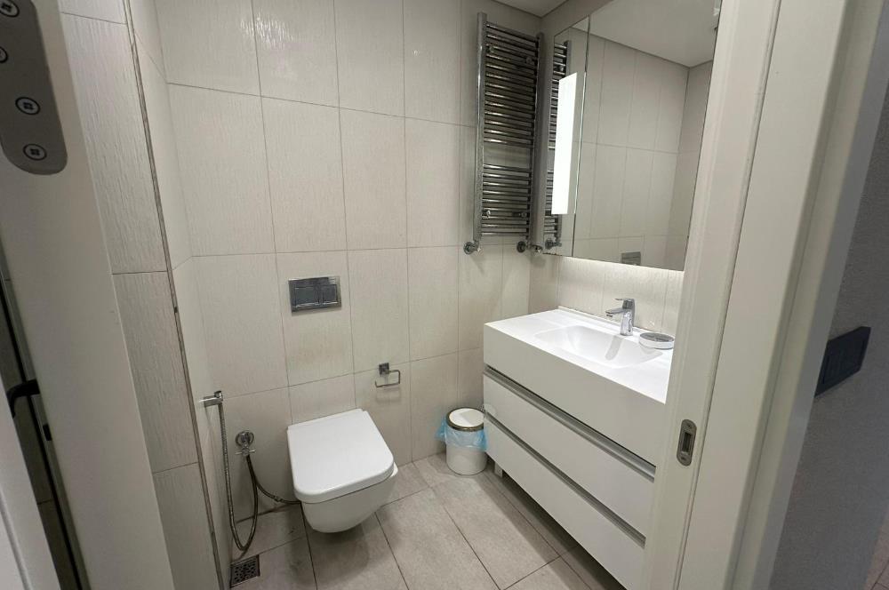 Skyland'da Özel Dekorasyonlu, Eşyalı 2+1 Satılık Daire