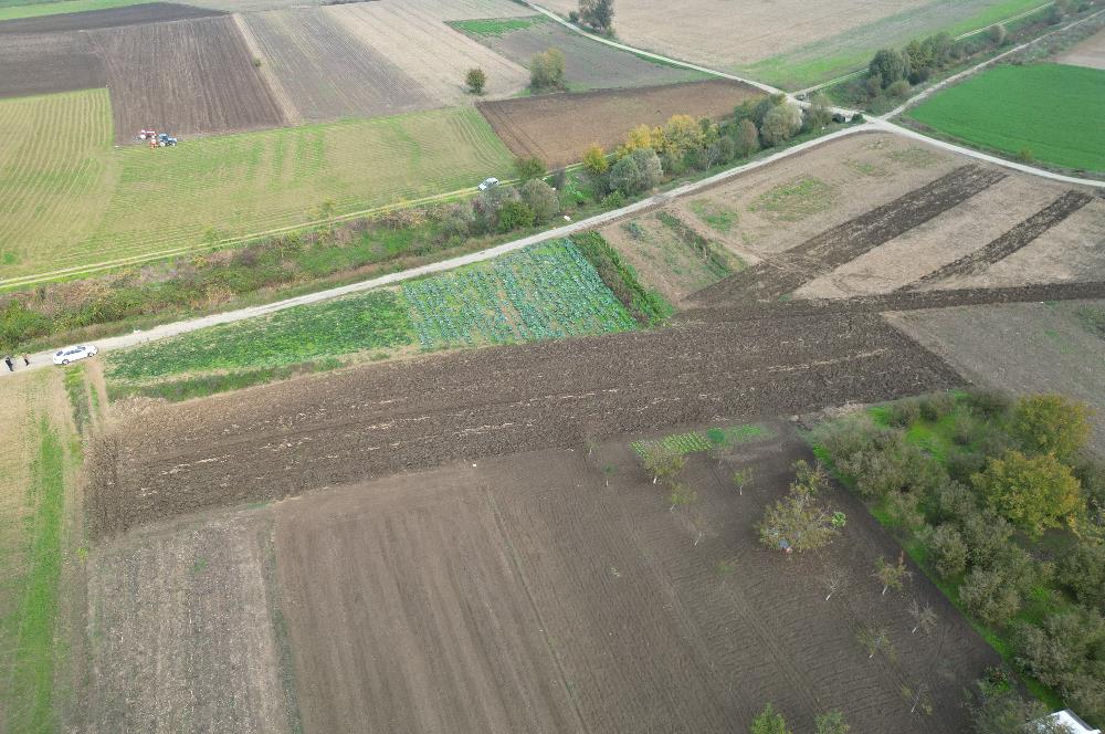 serdivan kazımpaşada merkeze yakın satılık tarla