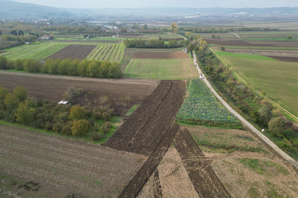 serdivan kazımpaşada merkeze yakın satılık tarla