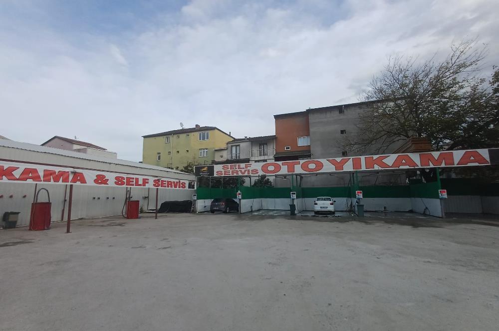 C21 Cius; Gemlik Çevre Yolda Kurulu İşleyen Oto Yıkama Servisi