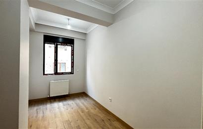 KOŞUYOLU ALTUNİZADE HATTINDA, PRESTİJLİ KONUMDA 3+1 SATILIK