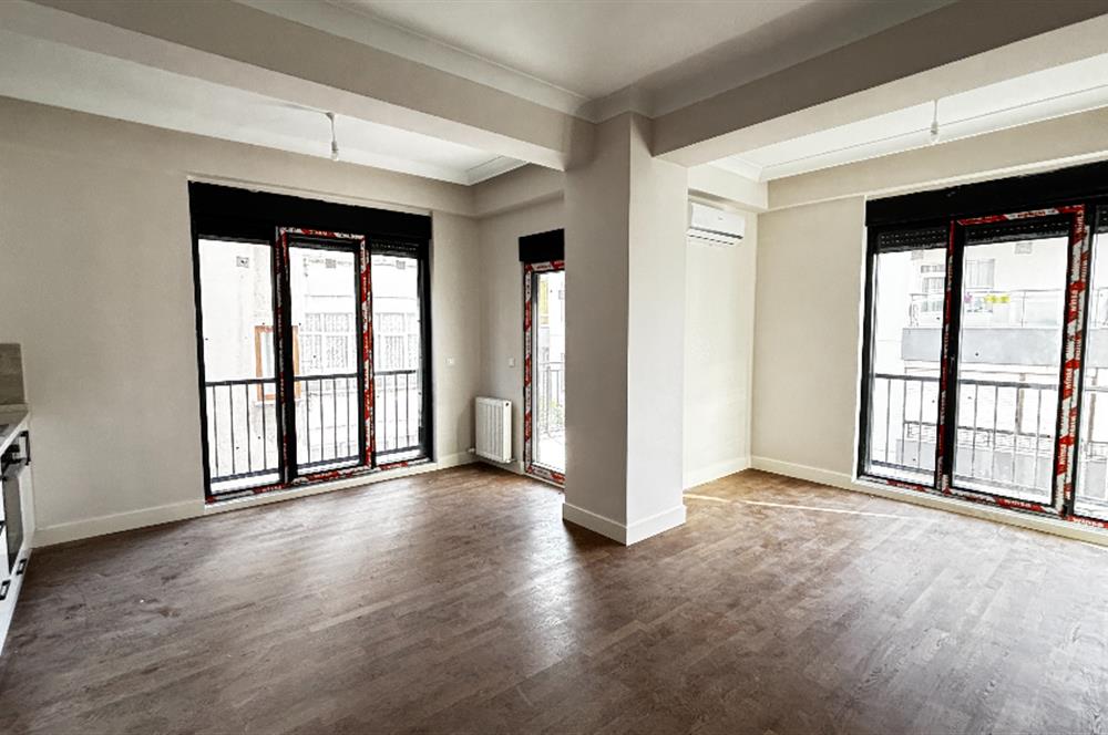 KOŞUYOLU ALTUNİZADE HATTINDA, PRESTİJLİ KONUMDA 3+1 SATILIK