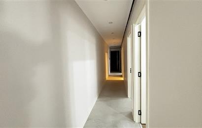 KOŞUYOLU ALTUNİZADE HATTINDA, PRESTİJLİ KONUMDA 3+1 SATILIK