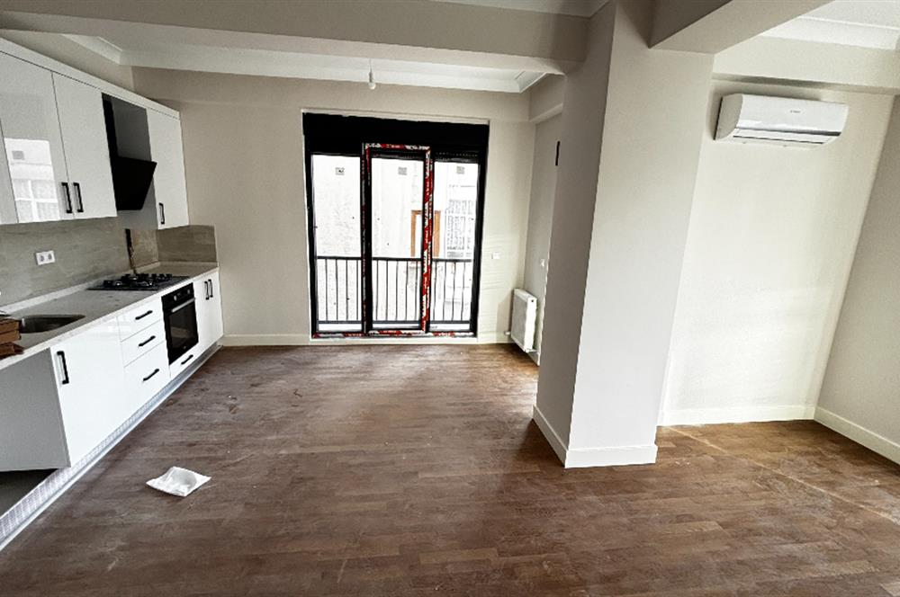 KOŞUYOLU ALTUNİZADE HATTINDA, PRESTİJLİ KONUMDA 3+1 SATILIK