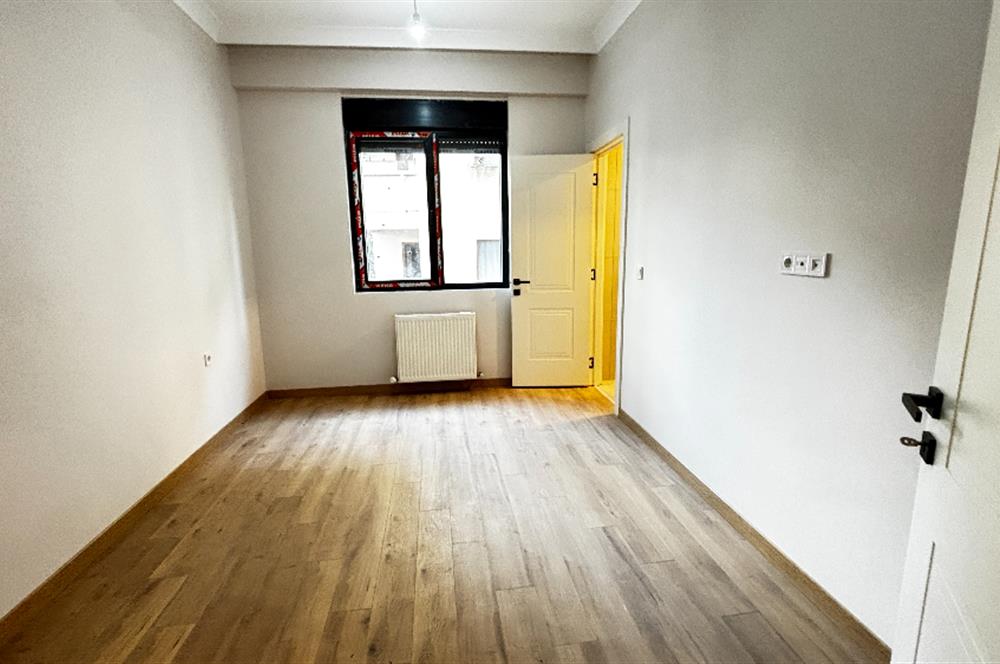 KOŞUYOLU ALTUNİZADE HATTINDA, PRESTİJLİ KONUMDA 3+1 SATILIK