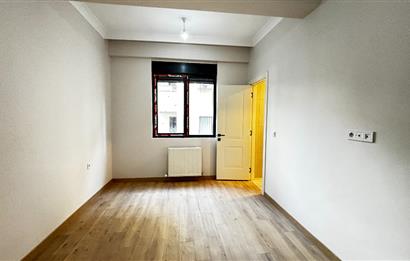 KOŞUYOLU ALTUNİZADE HATTINDA, PRESTİJLİ KONUMDA 3+1 SATILIK