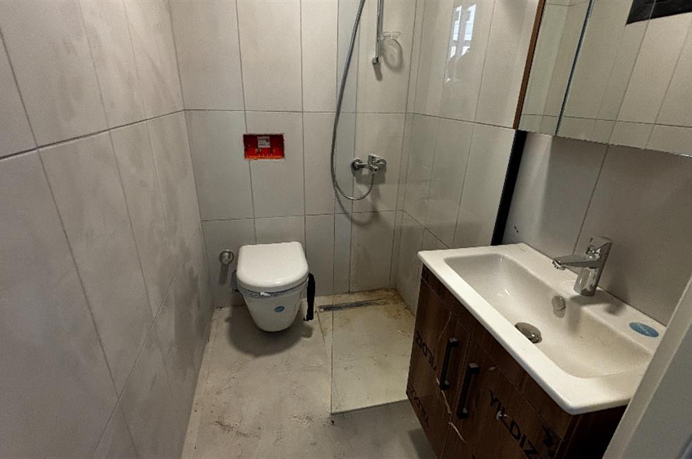 KOŞUYOLU ALTUNİZADE HATTINDA, PRESTİJLİ KONUMDA 3+1 SATILIK