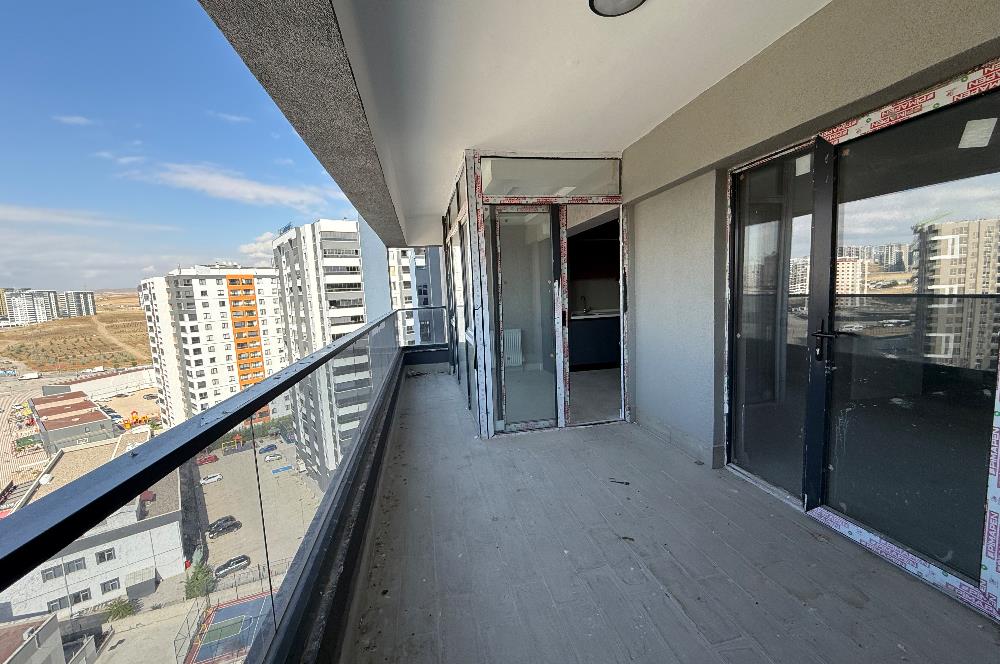 YENİ BATI LAVİVA ZİRVE SİTESİNDE ULTRA LÜKS SATILIK DAİRE