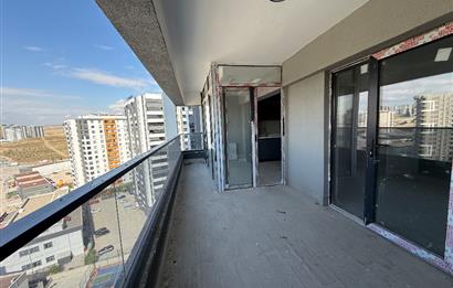 YENİ BATI LAVİVA ZİRVE SİTESİNDE ULTRA LÜKS SATILIK DAİRE