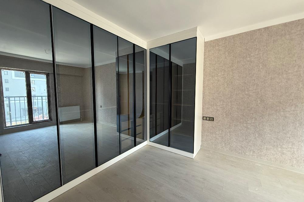 YENİ BATI LAVİVA ZİRVE SİTESİNDE ULTRA LÜKS 3+1 SATILIK DAİRE