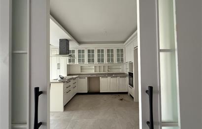 YENİ BATI LAVİVA ZİRVE SİTESİNDE ULTRA LÜKS 3+1 SATILIK DAİRE