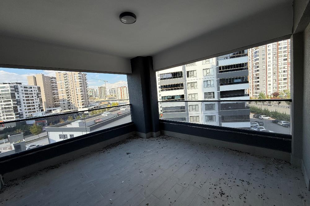 YENİ BATI LAVİVA ZİRVE SİTESİNDE ULTRA LÜKS 3+1 SATILIK DAİRE