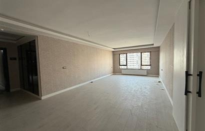 YENİ BATI LAVİVA ZİRVE SİTESİNDE ULTRA LÜKS 3+1 SATILIK DAİRE