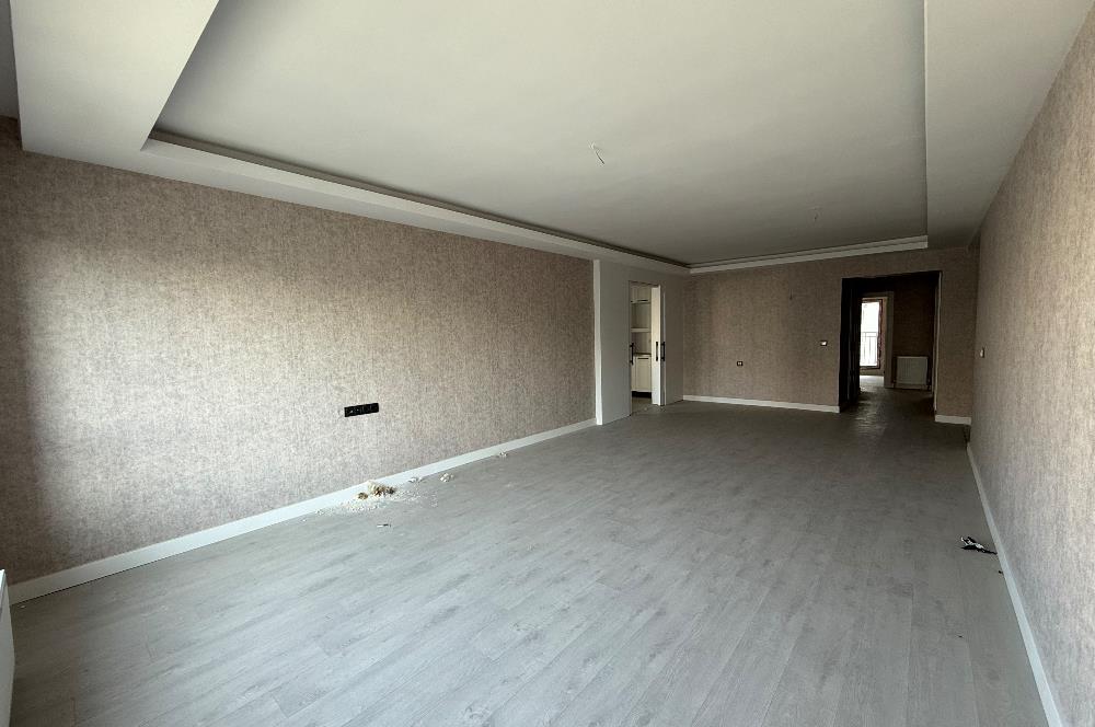 YENİ BATI LAVİVA ZİRVE SİTESİNDE ULTRA LÜKS 3+1 SATILIK DAİRE