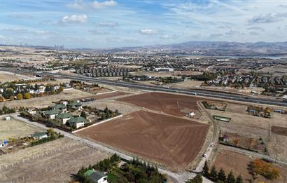 GÖLBAŞI KARŞIYAKA KONUT SİTELERİNE YAKIN VİLLA ARSASI