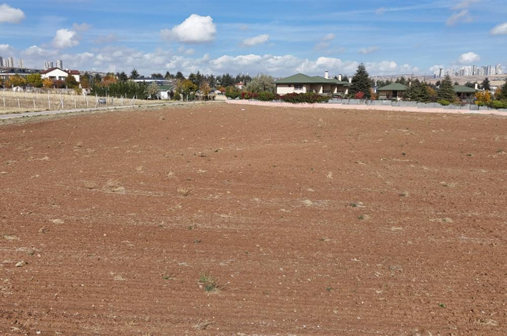 GÖLBAŞI KARŞIYAKA KONUT SİTELERİNE YAKIN VİLLA ARSASI