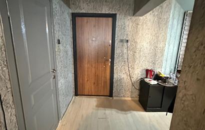 İstiklal Caddesinde Yüksek Tabela Değerli 45m² Satılık Ofis