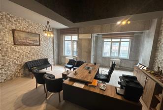 İstiklal Caddesinde Yüksek Tabela Değerli 45m² Satılık Ofis - 1 - 29689