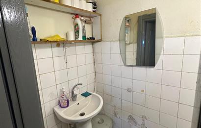 İstiklal Caddesinde Yüksek Tabela Değerli 45m² Satılık Ofis