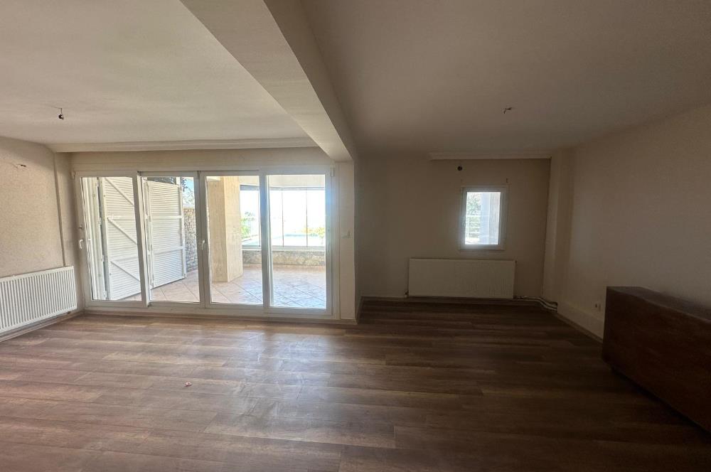 BODRUM UMURÇA MEVKİİNDE KALE VE DENİZ MANZARALI MÜSTAKİL VİLLA