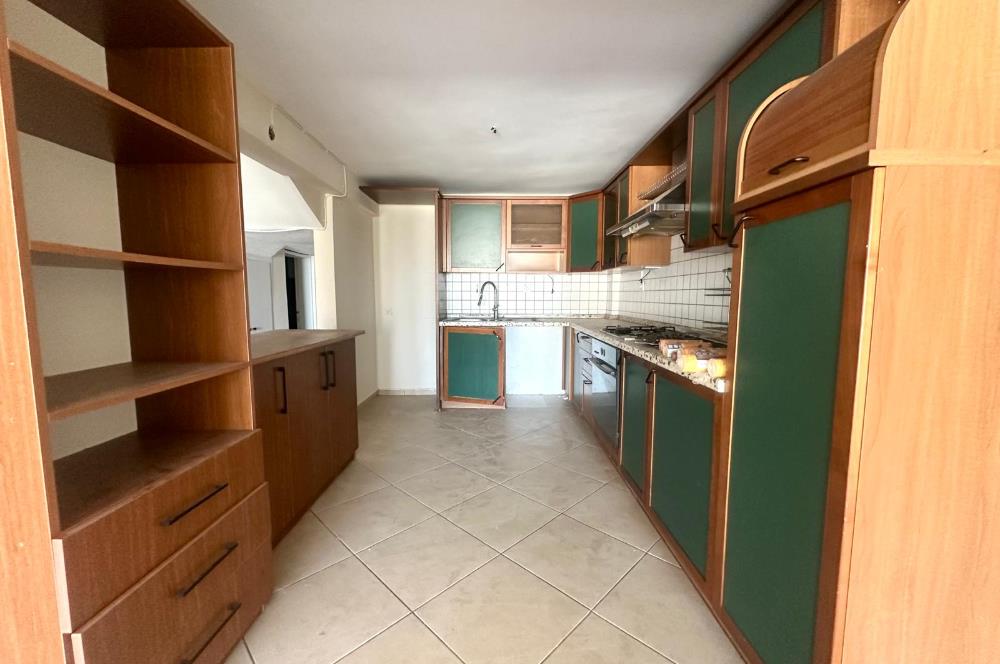 BODRUM UMURÇA MEVKİİNDE KALE VE DENİZ MANZARALI MÜSTAKİL VİLLA