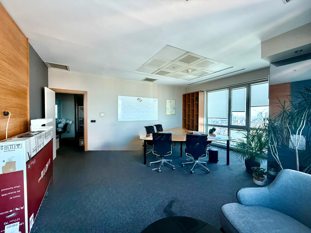 Levent Kiralık Ofis Metrocity 22.Kat Deniz Manzaralı 207m2 Dekorasyonlu Ofis;