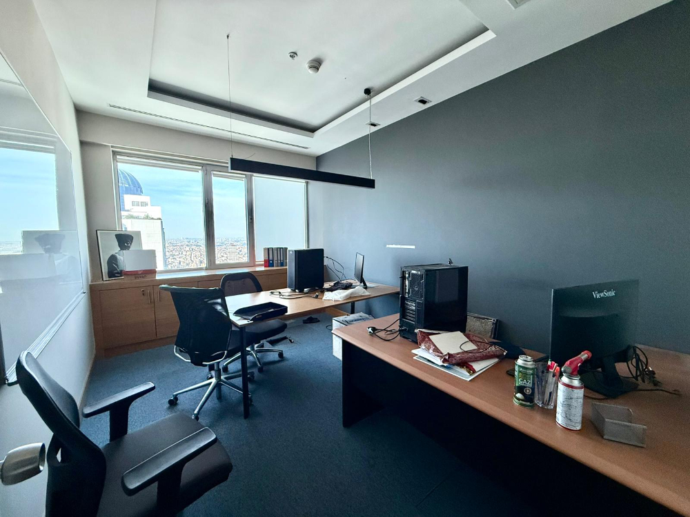 Levent Kiralık Ofis Metrocity 22.Kat Deniz Manzaralı 207m2 Dekorasyonlu Ofis;