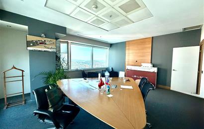 Levent Kiralık Ofis Metrocity 22.Kat Deniz Manzaralı 207m2 Dekorasyonlu Ofis;
