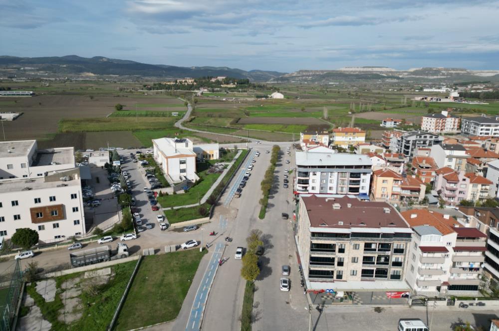 C21 BAL'DAN BİGADİÇ YENİ DEVLET HASTANESİ KARŞISI SATILIK DÜKKAN