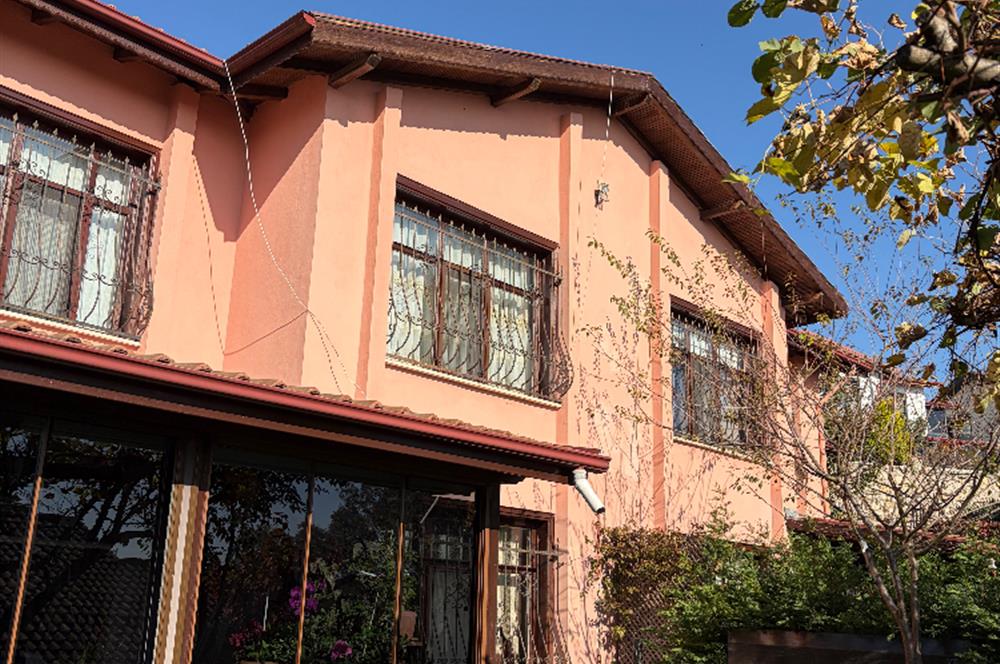 DÜZCE MERKEZ KONURALP MAH. SATILIK VİLLA