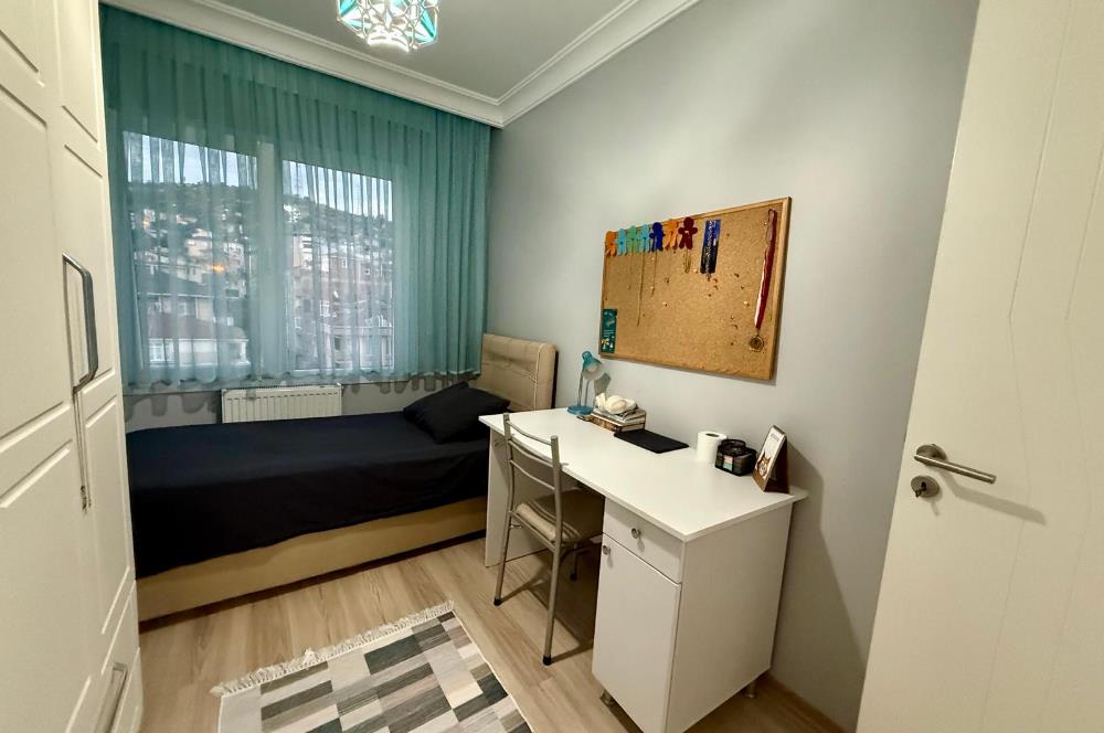 Fırsat! 3+1 Ebeveyn Banyolu Daire Metroya Yürüme Mesafesi