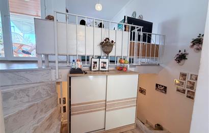 Bodrum günbatımı sitesinde deniz manzaralı dubleks