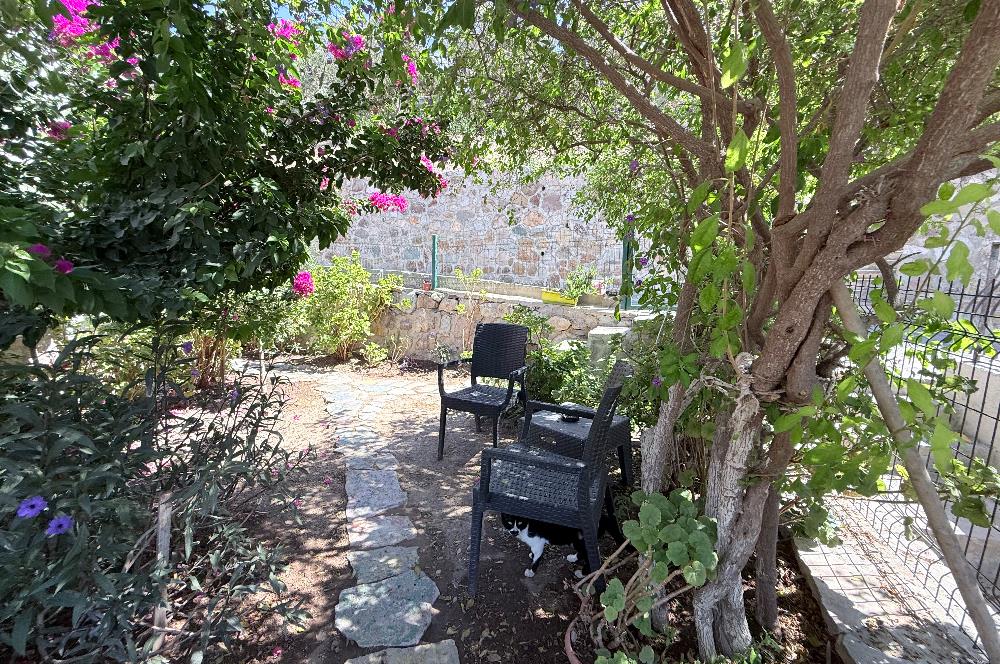 Bodrum günbatımı sitesinde deniz manzaralı dubleks