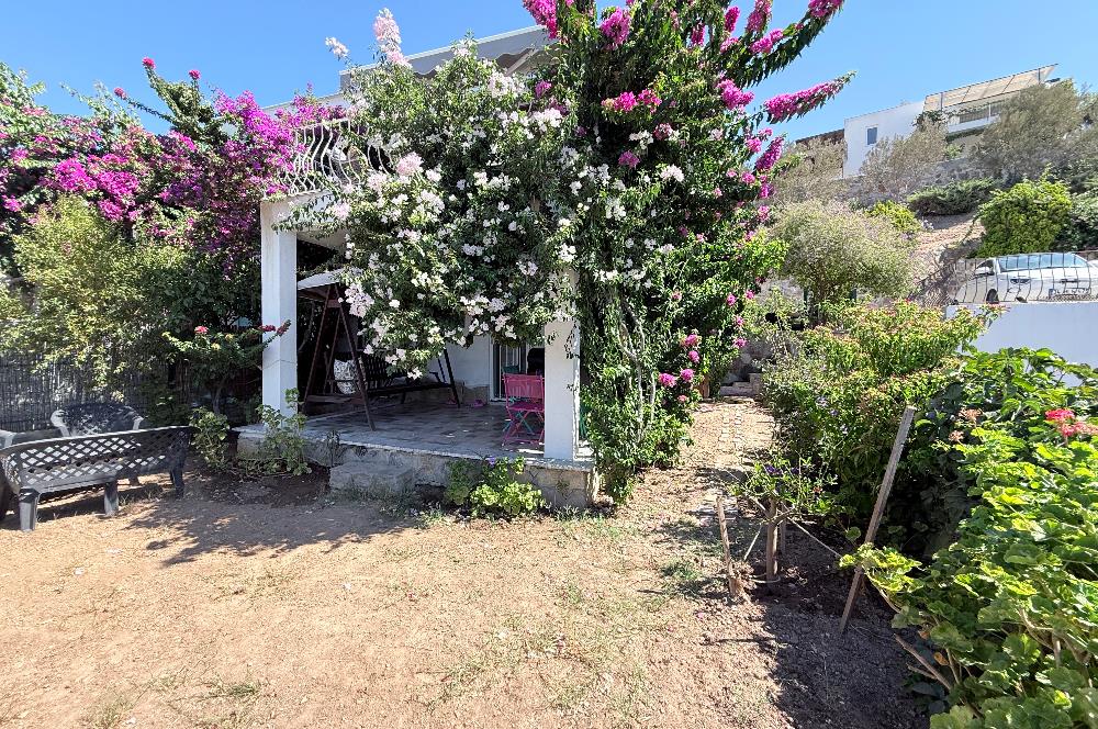 Bodrum günbatımı sitesinde deniz manzaralı dubleks