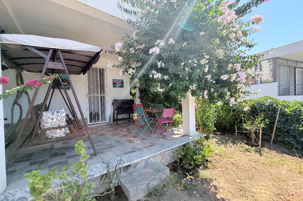 Bodrum günbatımı sitesinde deniz manzaralı dubleks