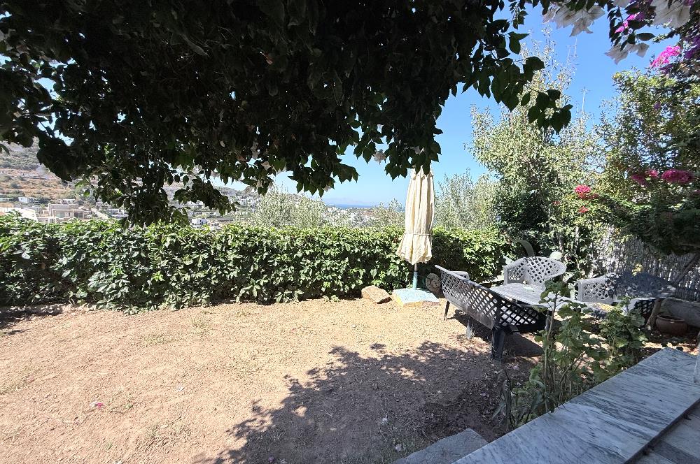 Bodrum günbatımı sitesinde deniz manzaralı dubleks