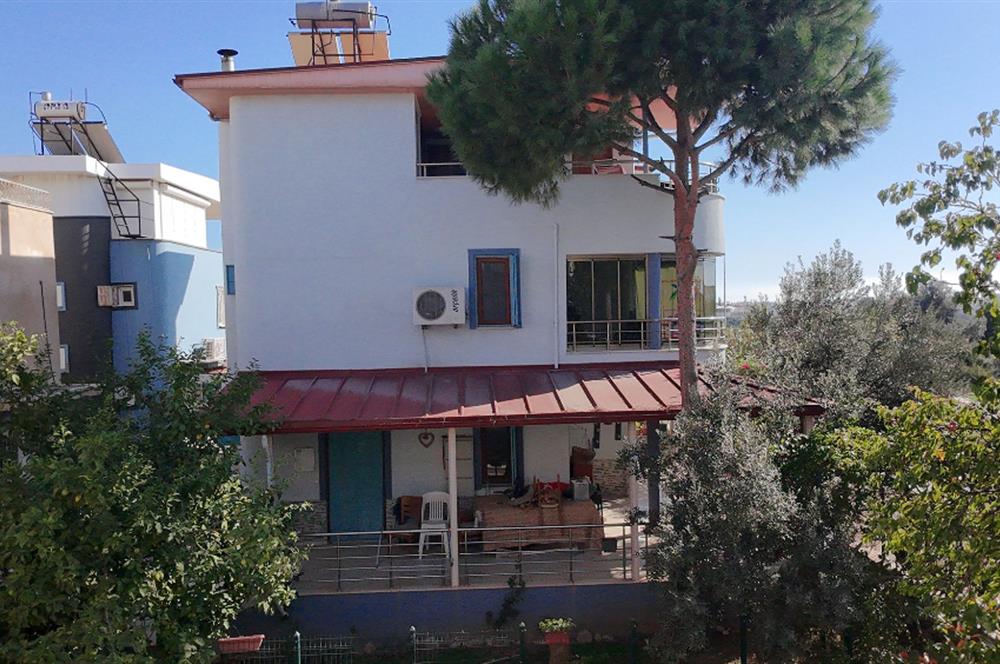 Didim, Efeler’de, Kent Meydanı Karşısı,Ege Caddesi Cepheli, Takas Seçenekli, Satılık 5+1 Villa