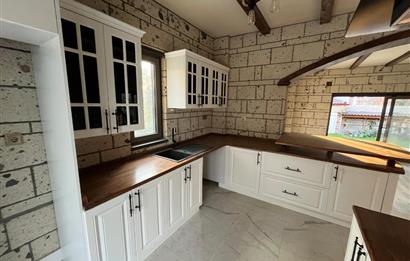 GEÇMİŞİN ESTETİĞİ,BUGÜNÜN KONFORU,GÜRE'DE ZAMANSIZ BİR TAŞ VİLLA