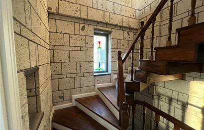 GEÇMİŞİN ESTETİĞİ,BUGÜNÜN KONFORU,GÜRE'DE ZAMANSIZ BİR TAŞ VİLLA