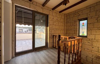 GEÇMİŞİN ESTETİĞİ,BUGÜNÜN KONFORU,GÜRE'DE ZAMANSIZ BİR TAŞ VİLLA