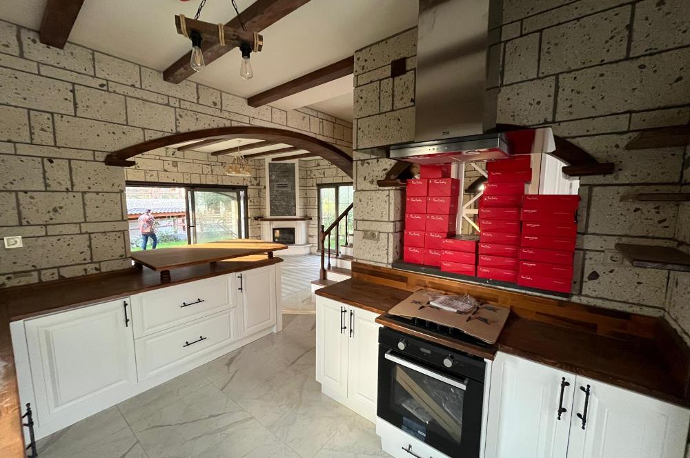 GEÇMİŞİN ESTETİĞİ,BUGÜNÜN KONFORU,GÜRE'DE ZAMANSIZ BİR TAŞ VİLLA